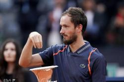 开云体育APP下载-ATP总决赛横扫戴维斯杯，梅德韦杰夫状态火热