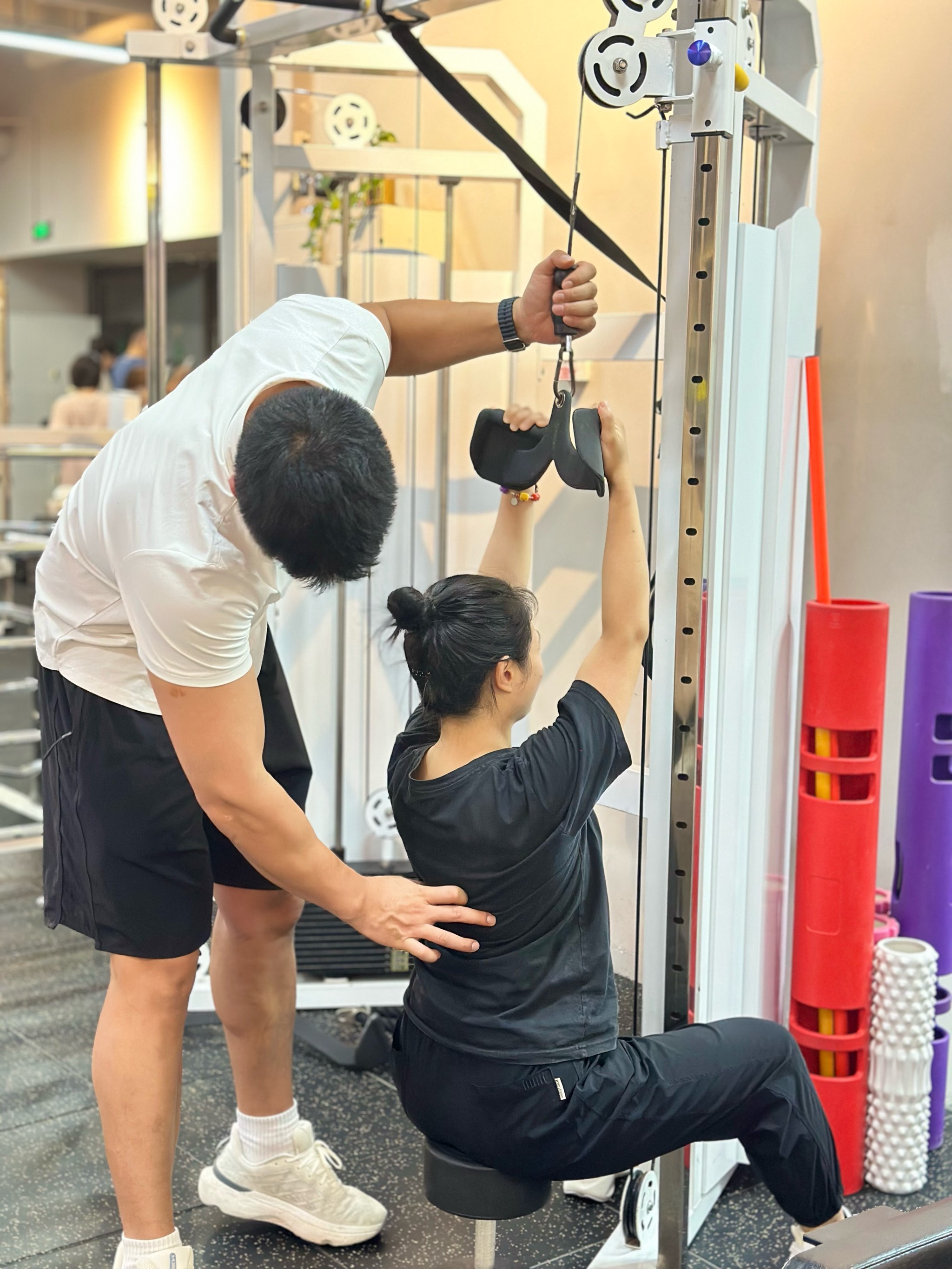 包含不断攀登足球领域的女队士气的词条
