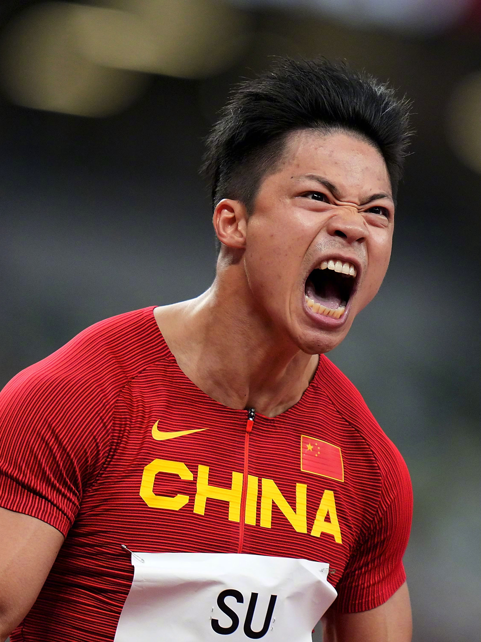 中国选手刷新纪录，表现出色