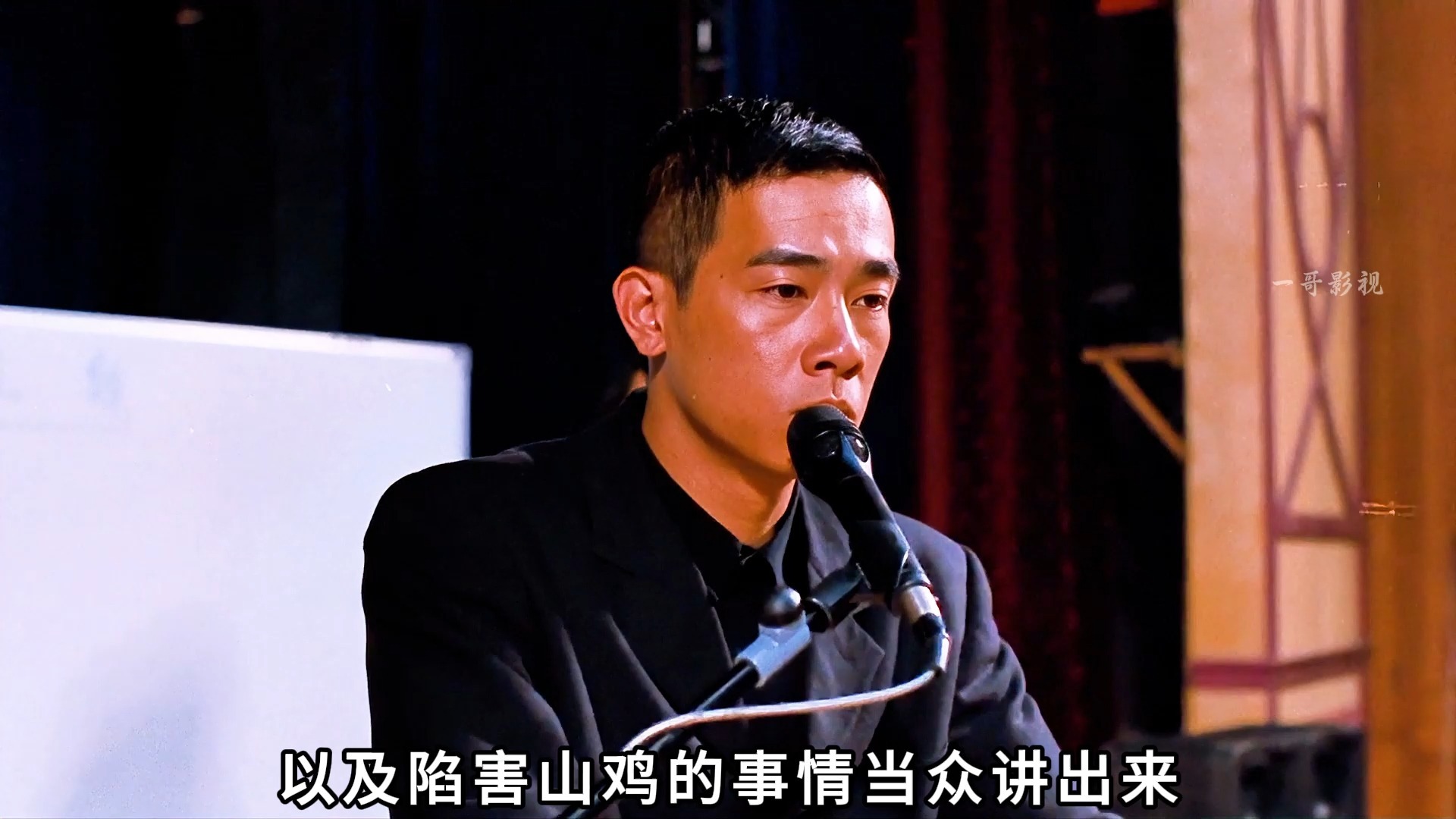 一战成名新星耀武扬威，对手束手就擒，球迷惊叹不已