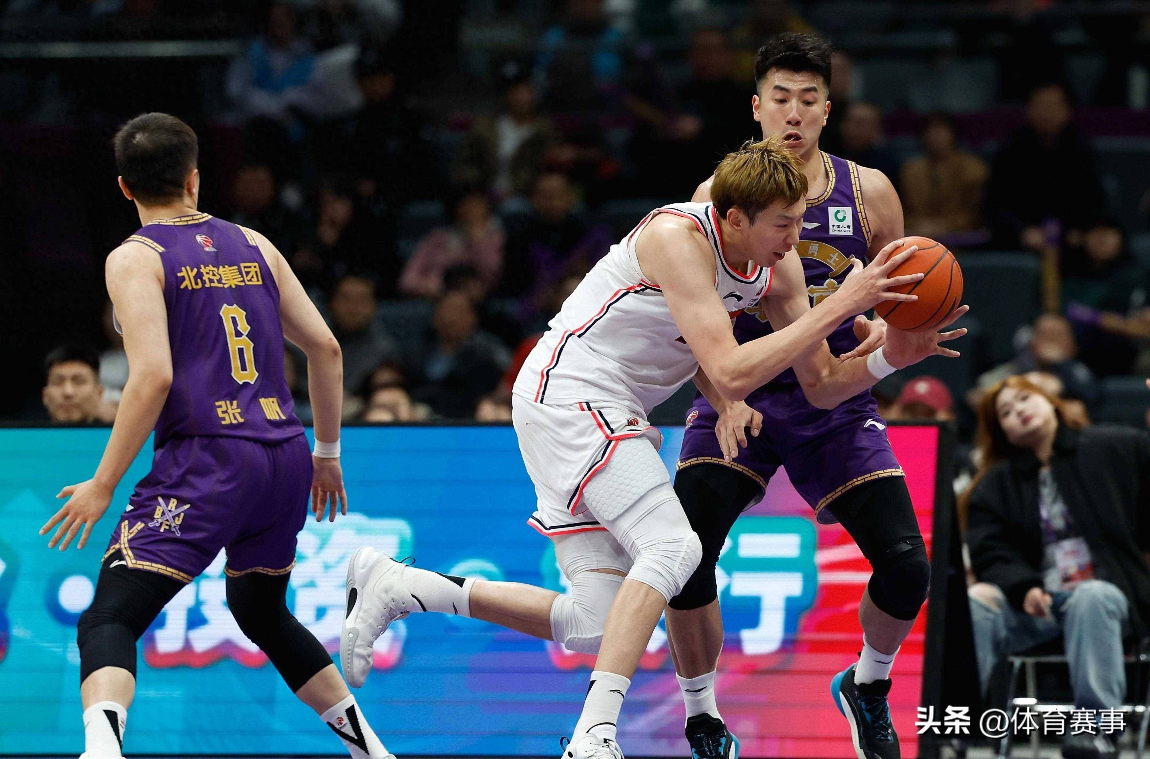 焦点大战：CBA上演巅峰碰撞的简单介绍