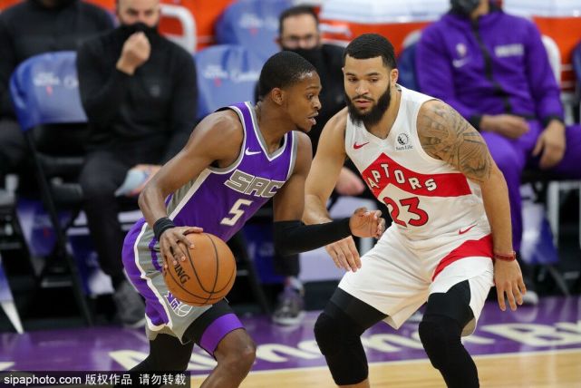 骑士逆转国王，范弗利特带队取胜的简单介绍